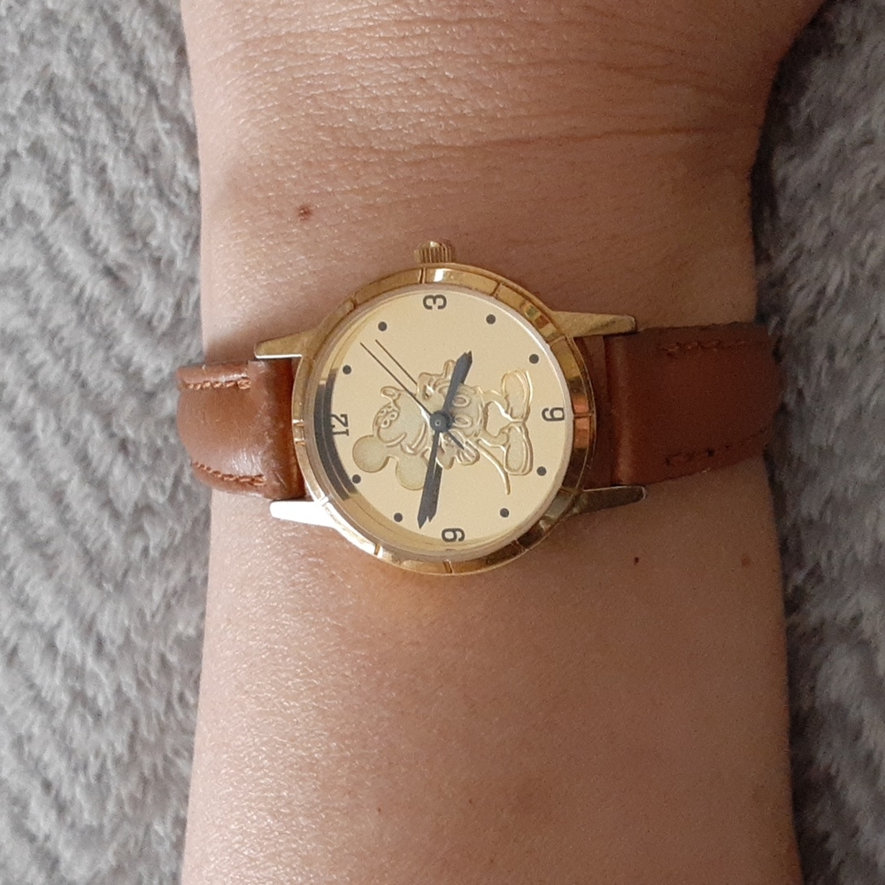 *Rare* Vintage Disney Mickey Watch
